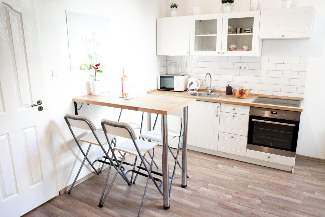Apartment N28 In Andrassy Boulevard. Budapest